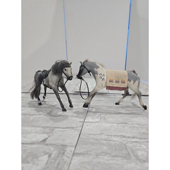 Lot of 2 Vtg 1992 Marchon Grand Champions Ranch Painted Pinto Horses Grey White‎ - Picture 4 of 9